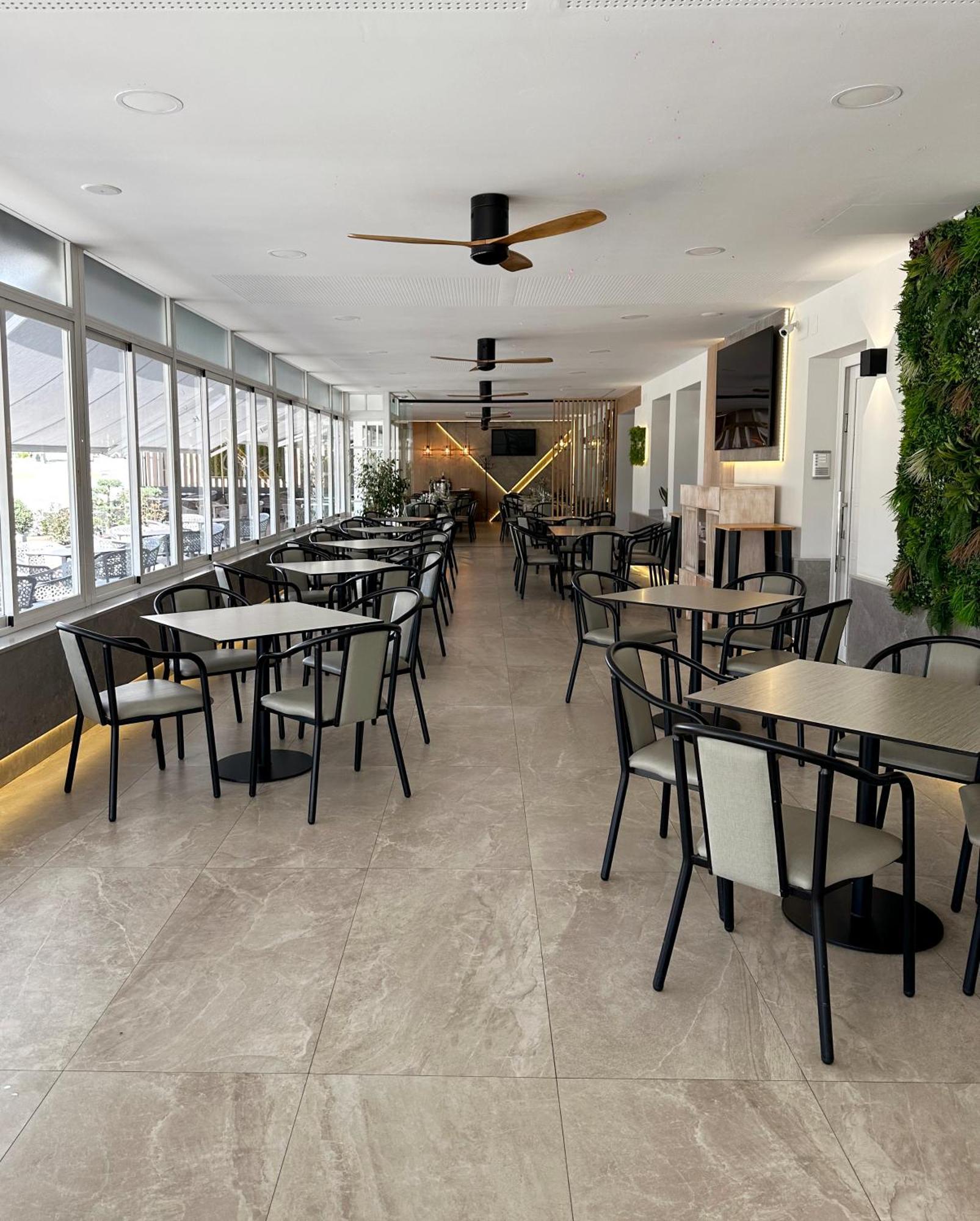 Hostal Restaurante El Cary Montemayor Екстер'єр фото